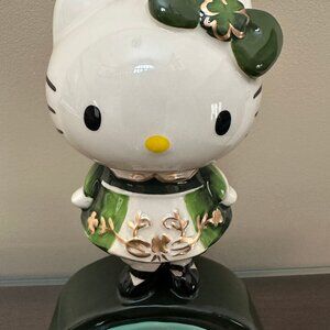 Blue Sky Clayworks Hello Kitty Happy St Patrick's Day Ceramic Dance a Fig.. NWT